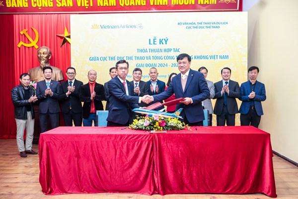 Cục TDTT và Việt Nam Airlines ký thỏa thuận hợp tác - Anh 1