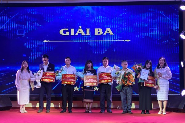 Trao giải cuộc thi sáng tạo video clip quảng bá du lịch Kon Tum năm 2023 - Anh 3
