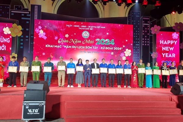 Khai mạc Năm du lịch Sơn Tây - xứ Đoài 2024 - Anh 3