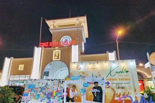 Cải tạo khu vực trước chợ Bến Thành từ giữa năm 2024 - Anh 1