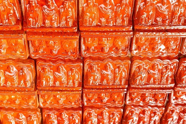 Làng gốm rộn ràng đúc tượng Táo quân - Anh 1