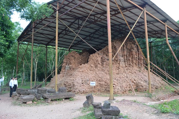 Chuyên gia Ấn Độ sẽ báo cáo kế hoạch thám sát Phật viện Đồng Dương - Anh 1