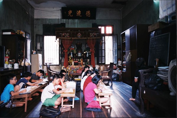 Khám phá những điều thân thuộc về Thủ đô qua góc nhìn mới lạ tại triển lãm “Dòng chảy” - Anh 4