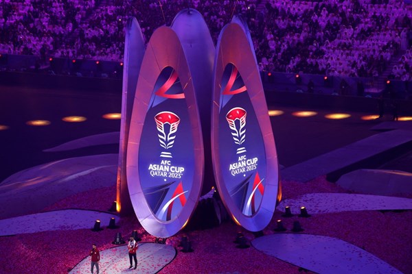Chủ nhà Qatar thắng đậm trong ngày khai màn Asian Cup 2023 - Anh 2