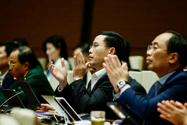 Quốc hội thảo luận, xem xét Luật Đất đai (sửa đổi) - Anh 4