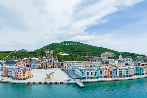 Hành trình đón Tết rực rỡ tại bến cảng siêu trải nghiệm Vinpearl Harbour Nha Trang - Anh 3