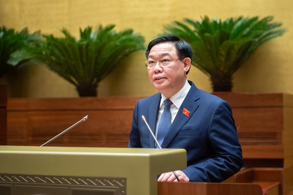 Quốc hội thông qua Luật Đất đai (sửa đổi) - Anh 1