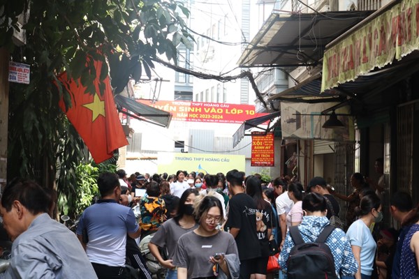 Hà Nội: Không có phương án tuyển sinh trực tuyến sẽ không giao chỉ tiêu lớp 10 - Anh 1