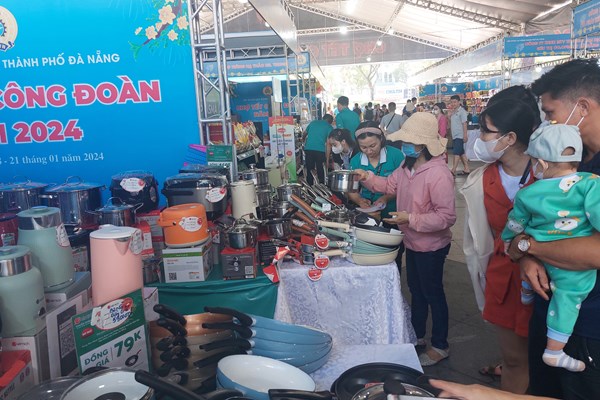 Đà Nẵng: Mang Tết đến mọi nhà - Anh 1