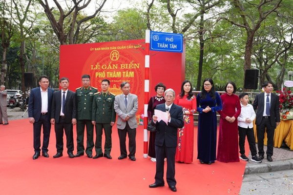 Hà Nội gắn biển phố mang tên nhà thơ Thâm Tâm - Anh 1