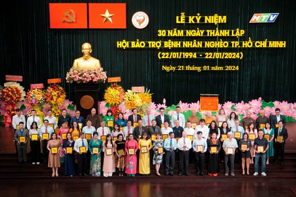 Cầu nối những tấm lòng nhân ái với bệnh nhân nghèo TP.HCM - Anh 1