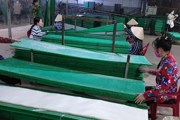 Cù Lao Mây nhộn nhịp mùa bánh tráng Tết - Anh 2