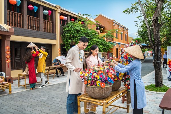 Rực rỡ hành trình du xuân giữa miền di sản Hội An - Anh 3