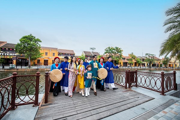 Rực rỡ hành trình du xuân giữa miền di sản Hội An - Anh 5