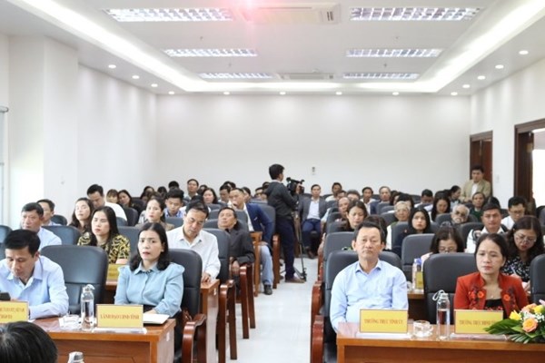 Bộ trưởng Nguyễn Văn Hùng: Phát triển văn hóa phải được tiến hành đồng bộ, thống nhất, có trọng tâm, trọng điểm, phù hợp với điều kiện thực tiễn - Anh 3