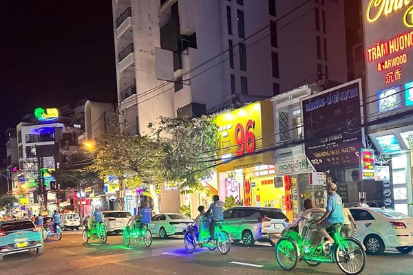 Quảng bá Nha Trang qua hình ảnh xích lô du lịch - Anh 4