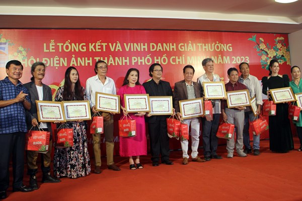 Phim điện ảnh 