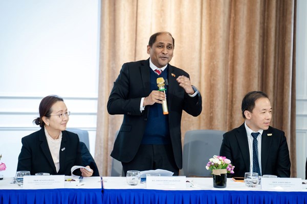 VinUni hợp tác với Đại học Quốc gia Singapore về đổi mới sáng tạo - Anh 2