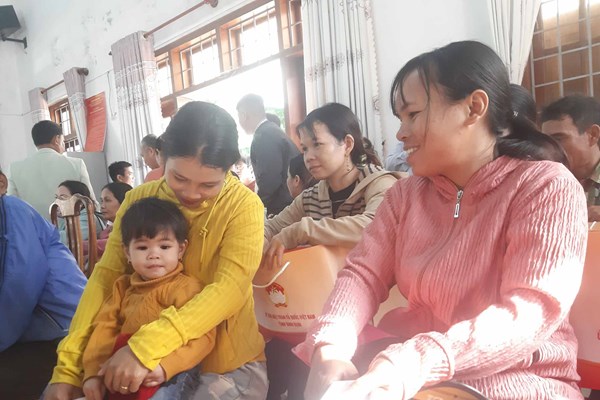 Bình Định: Đồng bào Ba Na Vĩnh Kim thêm cái Tết đầm ấm - Anh 4