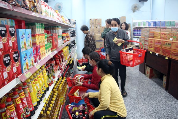 Chung tay chia sẻ cùng cộng đồng đón Tết an vui - Anh 2