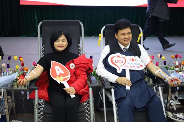 Thiếu 10.000 đơn vị máu dự trữ cho Tết Nguyên đán - Anh 1
