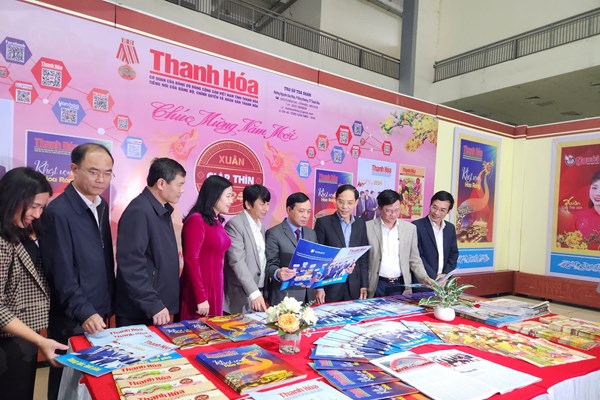 Thanh Hóa: Khai mạc Hội Báo Xuân Giáp Thìn 2024 - Anh 2