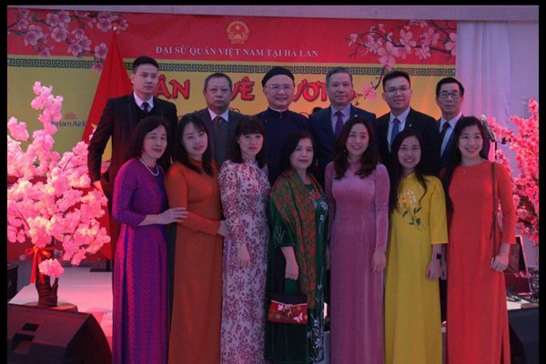 Chương trình “Xuân Quê hương” đón Tết Giáp Thìn 2024 tại Hà Lan - Anh 2