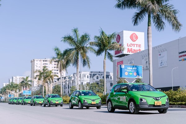 Các hãng taxi dự kiến xe điện sẽ giúp tiết kiệm hàng tỉ đồng - Anh 3