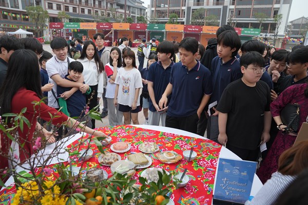 Lễ hội Tết Việt- Nét Hàn: Tôn vinh nét đẹp văn hóa truyền thống Việt Nam- Hàn Quốc - Anh 2