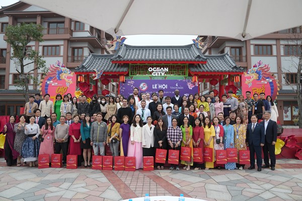 Lễ hội Tết Việt- Nét Hàn: Tôn vinh nét đẹp văn hóa truyền thống Việt Nam- Hàn Quốc - Anh 1
