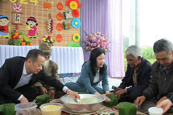 Cái Tết đầu tiên trên bờ của cư dân vạn chài - Anh 2