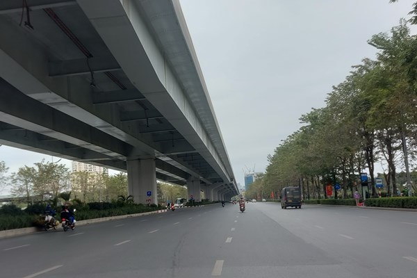 Hà Nội: Ngày 29 Tết vắng tiếng còi xe - Anh 4