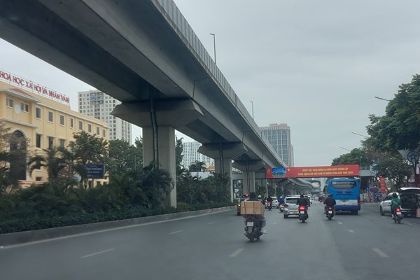 Hà Nội: Ngày 29 Tết vắng tiếng còi xe - Anh 2