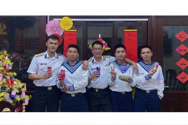 Mùng một Tết ở “pháo đài canh biển” - Anh 8