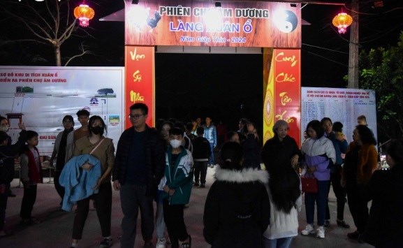 Đi chợ Âm Dương ở Bắc Ninh - Anh 1