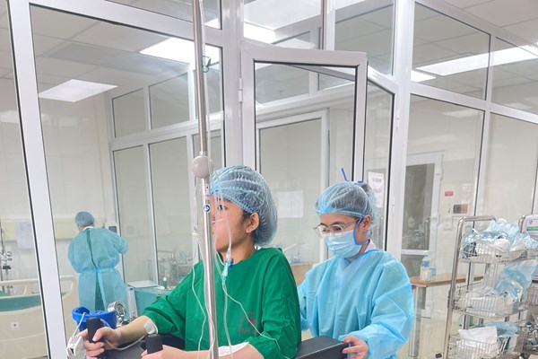 Niềm hy vọng mới của nữ sinh viên sau 5 ngày được ghép phổi - Anh 3