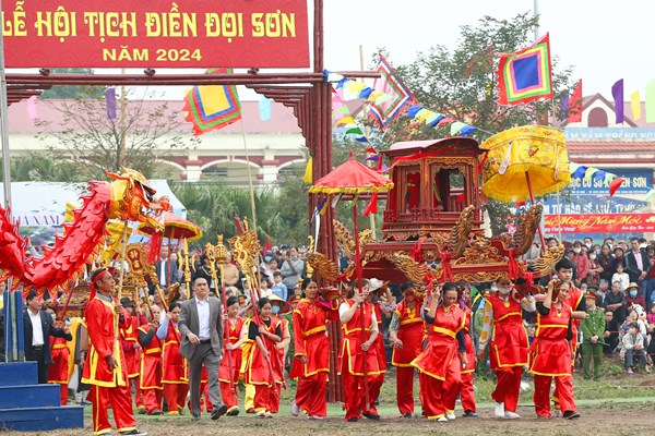 Lễ hội Tịch điền Đọi Sơn 2024: Tôn vinh bản sắc văn hóa truyền thống - Anh 5
