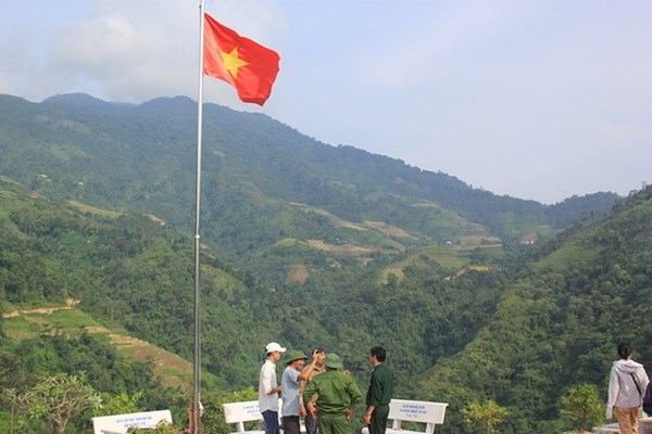 Đời đời nhớ ơn các anh hùng liệt sĩ - Anh 1