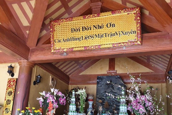 Đời đời nhớ ơn các anh hùng liệt sĩ - Anh 5