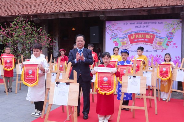 Lễ khai bút đầu năm và Tết trồng cây tại Sơn Tây - Anh 2