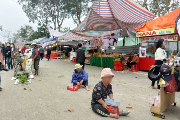 Thanh Hóa xử lý dứt điểm tình trạng ăn xin tại các di tích - Anh 1