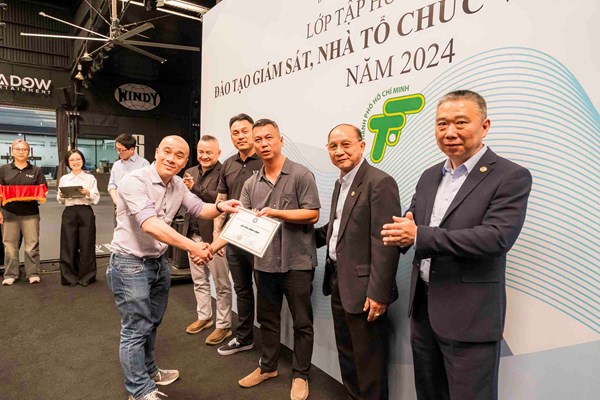 Liên đoàn quyền Anh Việt Nam tổ chức lớp tập huấn giám sát và HLV chuyên nghiệp - Anh 2