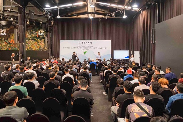 Liên đoàn quyền Anh Việt Nam tổ chức lớp tập huấn giám sát và HLV chuyên nghiệp - Anh 1