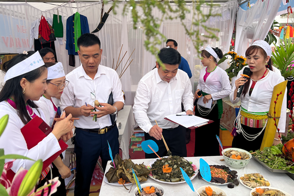 Ấn tượng với văn hoá, ẩm thực truyền thống của đồng bào Mường ở Tiến Xuân - Anh 7