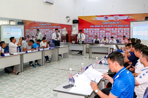 12 đội tham dự VCK Giải bóng đá U19 quốc gia 2024 - Anh 1