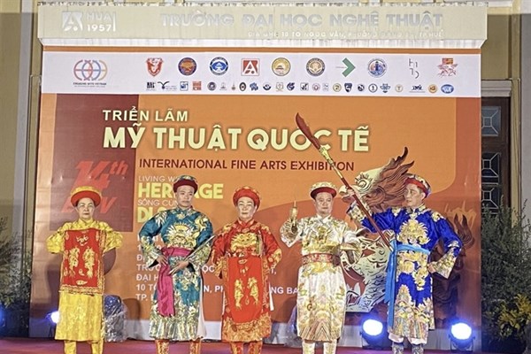 Thanh Hóa: Chấn chỉnh hoạt động làm sai lệch di sản Thực hành tín ngưỡng thờ Mẫu - Anh 1