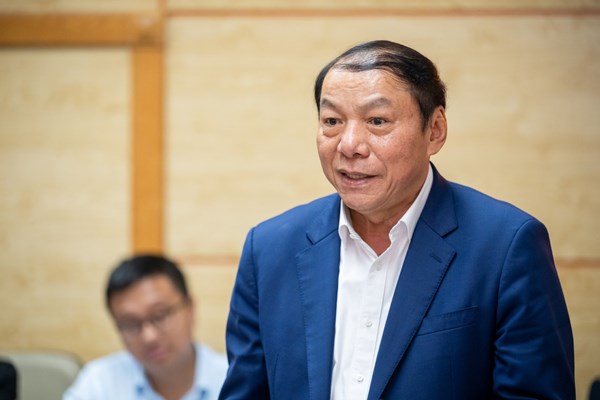 Chủ tịch Quốc hội: Chăm sóc sức khỏe cho nhân dân là nhiệm vụ nặng nề nhưng cũng rất vinh quang - Anh 2