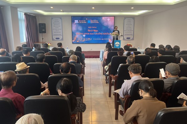 Hội thảo “Thơ - nhạc, tương sinh hay tương khắc” - Anh 1