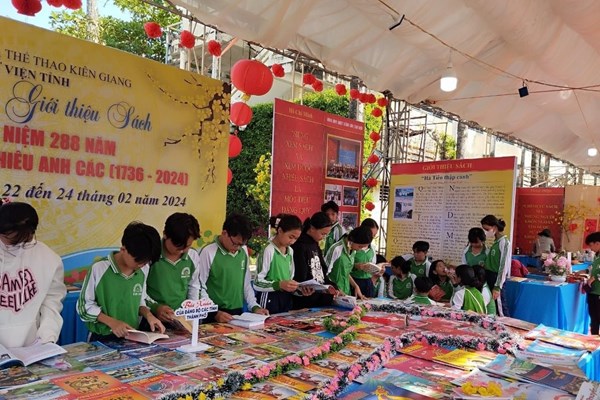 Lễ hội Tao đàn Chiêu Anh Các - Hà Tiên: Giá trị văn hóa lịch sử, cố kết cộng đồng - Anh 6
