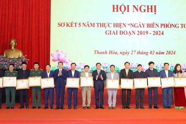 Thanh Hóa biểu dương điển hình tiên tiến trong quản lý, bảo vệ biên giới quốc gia - Anh 2